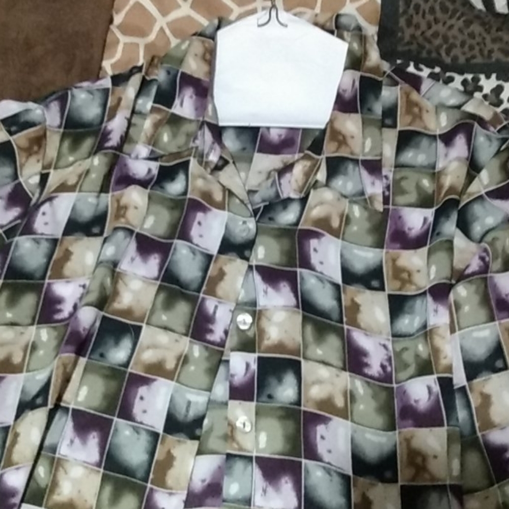 Long sleeve multicolored blouse